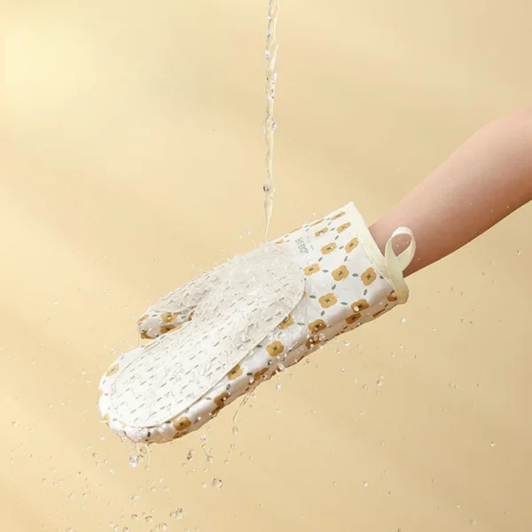 BakeMate-8: Kitchen Heat Insulation Gloves + Anti-Scalding Oven Mitts - Image 5